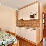 Διαμέρισμα Meridiana 4 *
