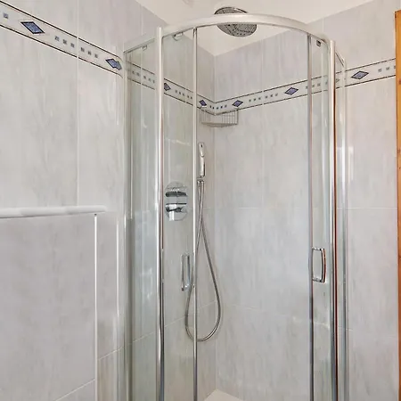 Meridiana 4 *